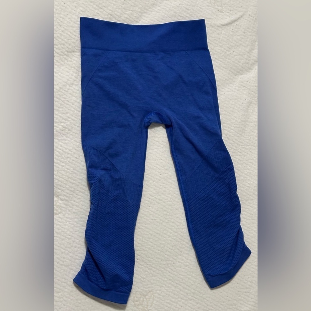 Ivivva: Girls Crops- Size 8